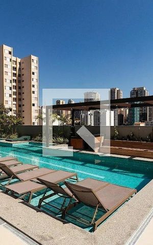 Studio à venda com 26m², 1 quarto e sem vaga Studio à venda com 26m², 1 quarto e sem vagaPiscina
