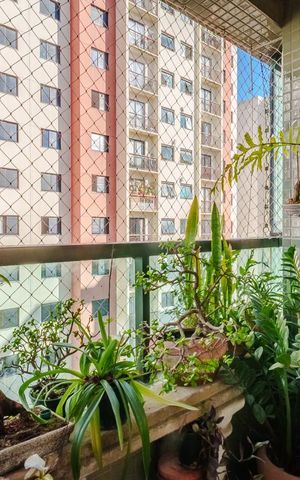 Apartamento à venda com 84m², 3 quartos e 2 vagasVaranda