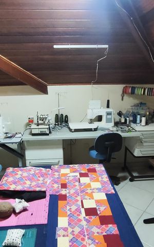 Casa de condomínio à venda com 230m², 3 quartos e 3 vagasÁrea Comum