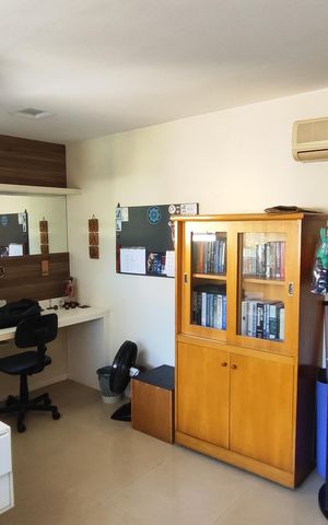 Casa de condomínio à venda com 230m², 3 quartos e 3 vagasQuarto