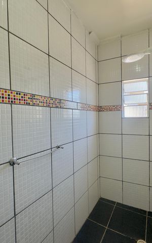 Casa para alugar com 70m², 3 quartos e sem vagaBanheiro 1