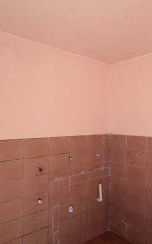 Casa para alugar com 46m², 2 quartos e 1 vagaÁrea de Serviço