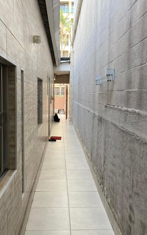 Casa à venda com 100m², 2 quartos e 2 vagas