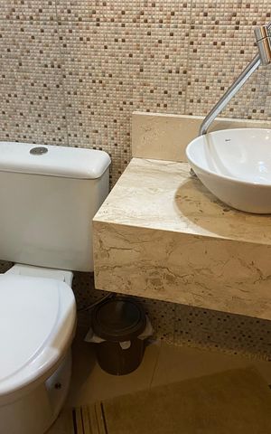 Casa à venda com 100m², 2 quartos e 2 vagas