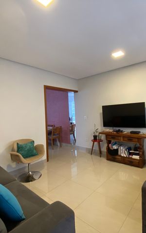 Casa à venda com 100m², 2 quartos e 2 vagas