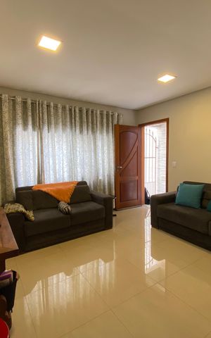 Casa à venda com 100m², 2 quartos e 2 vagas
