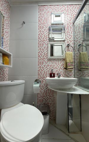 Casa à venda com 50m², 1 quarto e 1 vaga Casa à venda com 50m², 1 quarto e 1 vagaBanheiro Social