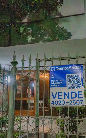 Apartamento à venda com 275m², 4 quartos e 3 vagas Apartamento à venda com 275m², 4 quartos e 3 vagasFachada