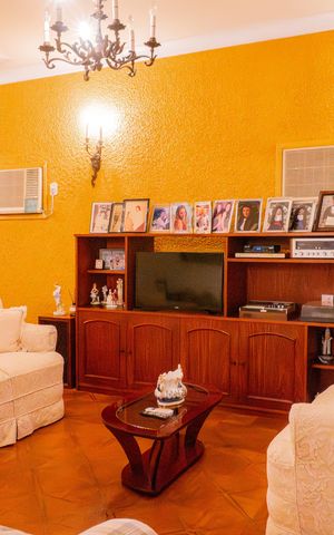 Apartamento à venda com 275m², 4 quartos e 3 vagas Apartamento à venda com 275m², 4 quartos e 3 vagasSala