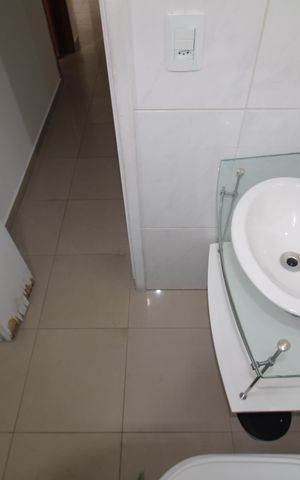 Apartamento para alugar com 60m², 2 quartos e 2 vagasBanheiro