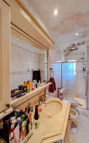 Apartamento à venda com 128m², 4 quartos e 3 vagasBanheiro da Suíte 1