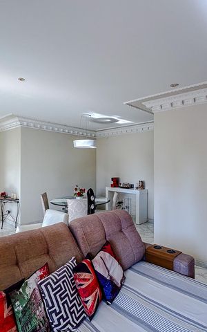 Apartamento à venda com 128m², 4 quartos e 3 vagasSala