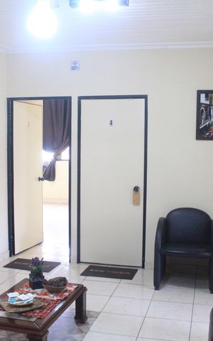Casa à venda com 100m², 2 quartos e 4 vagasSala