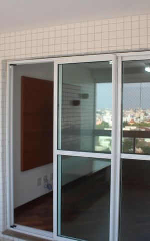 Apartamento à venda com 130m², 3 quartos e 2 vagasVaranda