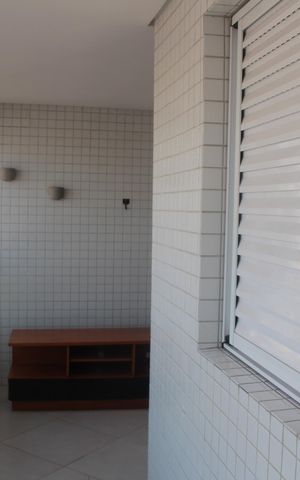 Apartamento à venda com 130m², 3 quartos e 2 vagasVaranda