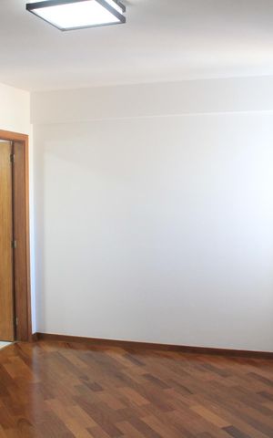 Apartamento à venda com 130m², 3 quartos e 2 vagasSuíte 2