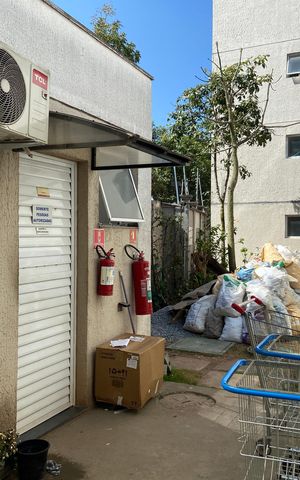 Apartamento para alugar com 42m², 2 quartos e sem vaga Apartamento para alugar com 42m², 2 quartos e sem vagaFachada e portaria