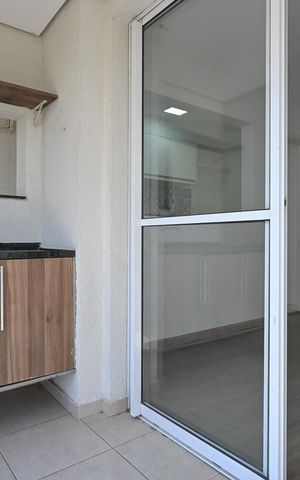 Apartamento à venda com 65m², 3 quartos e 1 vagaVaranda