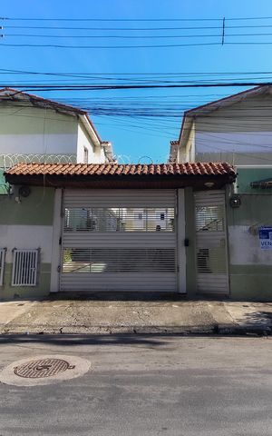 Casa de condomínio à venda com 78m², 3 quartos e 1 vagaFachada