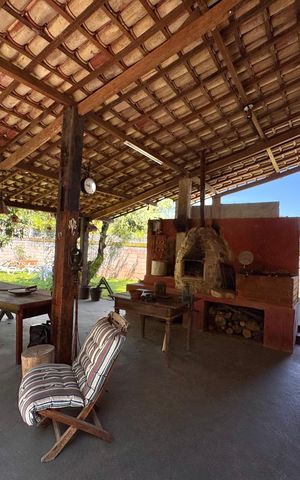 Casa de condomínio para alugar com 490m², 4 quartos e 2 vagasÁrea externa