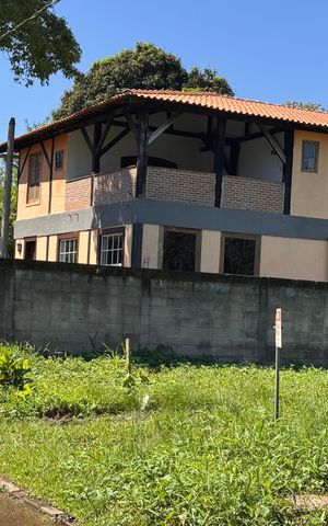 Casa de condomínio para alugar com 490m², 4 quartos e 2 vagasFachada