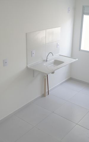 Apartamento à venda com 38m², 2 quartos e sem vagaCozinha e Área de Serviço