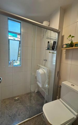 Apartamento à venda com 74m², 2 quartos e 1 vagaBanheiro social