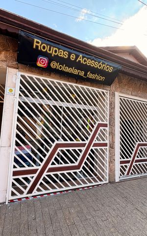 Casa à venda com 364m², 7 quartos e 2 vagasFachada