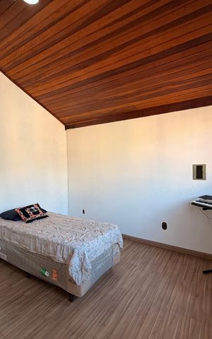 Casa à venda com 364m², 7 quartos e 2 vagasQuarto 5