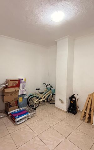 Casa à venda com 364m², 7 quartos e 2 vagasQuarto 1 - Casa 2