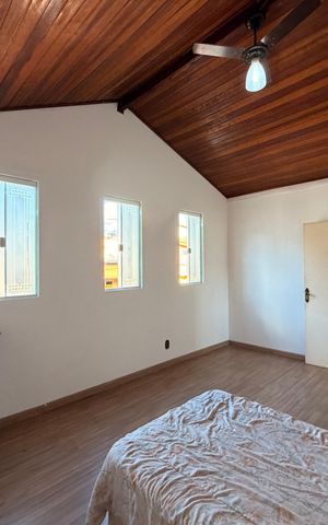 Casa à venda com 364m², 7 quartos e 2 vagasQuarto 5