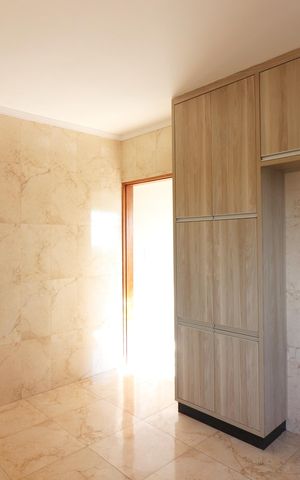 Casa para alugar com 150m², 3 quartos e 2 vagasCozinha 