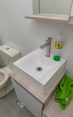 Apartamento à venda com 66m², 2 quartos e sem vaga Apartamento à venda com 66m², 2 quartos e sem vagaBanheiro