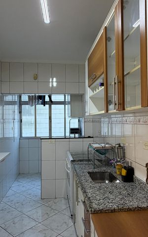 Apartamento para alugar com 85m², 2 quartos e 1 vagaCozinha e Área de Serviço