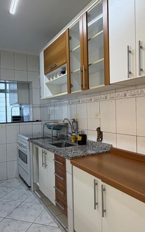 Apartamento para alugar com 85m², 2 quartos e 1 vagaCozinha e Área de Serviço