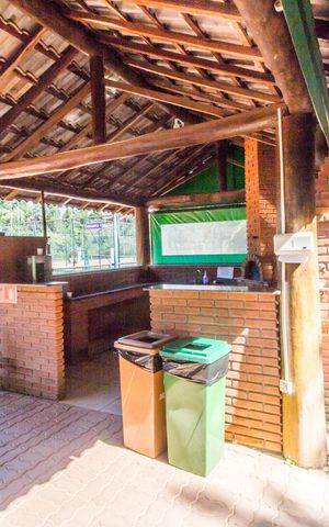 Apartamento à venda com 255m², 3 quartos e 2 vagas Apartamento à venda com 255m², 3 quartos e 2 vagasÁrea gourmet
