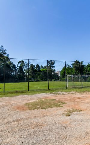 Apartamento à venda com 255m², 3 quartos e 2 vagas Apartamento à venda com 255m², 3 quartos e 2 vagasQuadra Esportiva