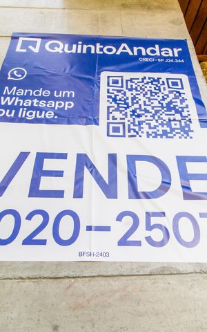 Apartamento à venda com 255m², 3 quartos e 2 vagas Apartamento à venda com 255m², 3 quartos e 2 vagasVista da Rua