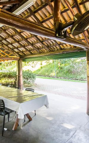 Apartamento à venda com 255m², 3 quartos e 2 vagas Apartamento à venda com 255m², 3 quartos e 2 vagasÁrea gourmet