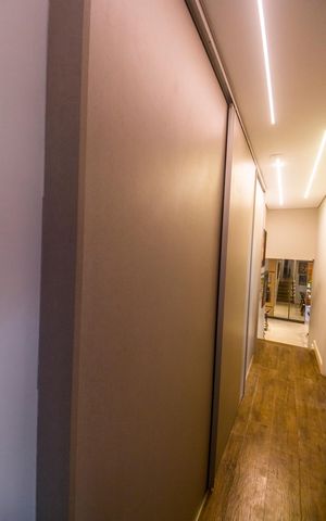 Apartamento à venda com 255m², 3 quartos e 2 vagas Apartamento à venda com 255m², 3 quartos e 2 vagasDetalhe