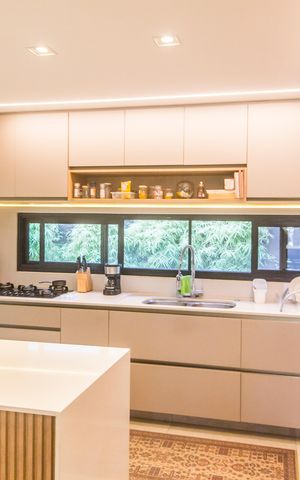 Apartamento à venda com 255m², 3 quartos e 2 vagas Apartamento à venda com 255m², 3 quartos e 2 vagasCozinha