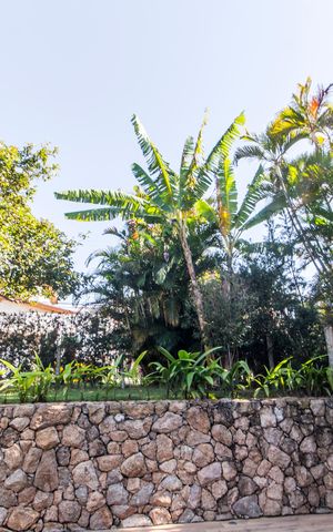 Apartamento à venda com 255m², 3 quartos e 2 vagas Apartamento à venda com 255m², 3 quartos e 2 vagasVista
