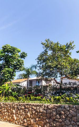 Apartamento à venda com 255m², 3 quartos e 2 vagas Apartamento à venda com 255m², 3 quartos e 2 vagasVista