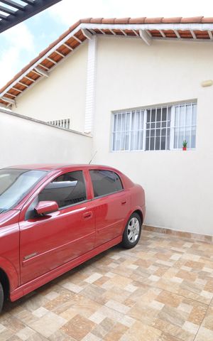 Casa à venda com 125m², 2 quartos e 2 vagasGaragem
