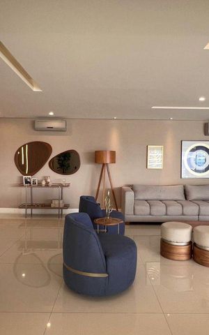 Apartamento à venda com 212m², 3 quartos e 3 vagas Apartamento à venda com 212m², 3 quartos e 3 vagasÁrea externa