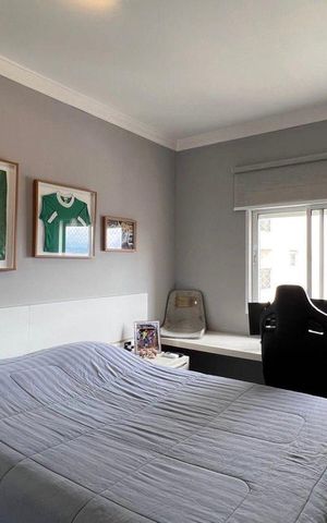 Apartamento à venda com 212m², 3 quartos e 3 vagas Apartamento à venda com 212m², 3 quartos e 3 vagasQuarto