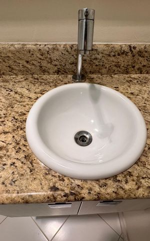 Apartamento à venda com 190m², 3 quartos e 2 vagas Apartamento à venda com 190m², 3 quartos e 2 vagasSuíte 3 - Banheiro