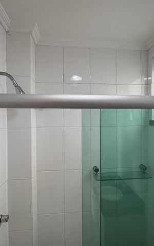 Apartamento à venda com 190m², 3 quartos e 2 vagas Apartamento à venda com 190m², 3 quartos e 2 vagasSuíte 1 - Banheiro