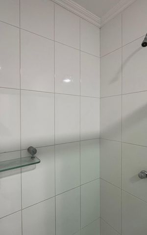 Apartamento à venda com 190m², 3 quartos e 2 vagas Apartamento à venda com 190m², 3 quartos e 2 vagasSuíte 3 - Banheiro