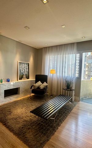 Apartamento à venda com 153m², 3 quartos e 3 vagas Apartamento à venda com 153m², 3 quartos e 3 vagasSala